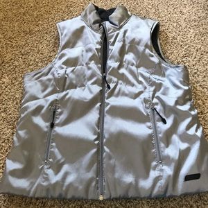 Silver/black reversible puffy vest size medium